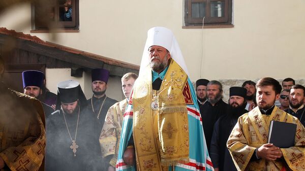 Митрополит Владимир на богослужении - Sputnik Moldova