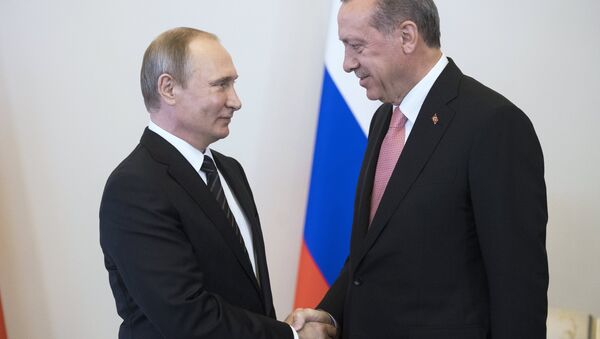 Russlands Präsident Wladimir Putin und der türkische Präsident Tayyip Erdogan, August 2016 - Sputnik Молдова