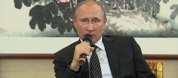 Владимир Путин про Ислама Каримова и его вклад в развитие Узбекистана - Sputnik Молдова