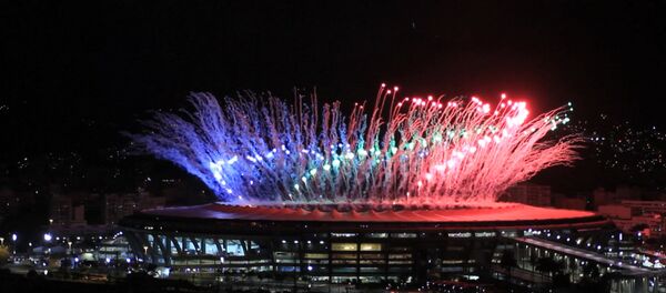 Фейерверки осветили небо над Рио-де-Жанейро на открытии Паралимпиады Фейерверки осветили небо над Рио-де-Жанейро на открытии Паралимпиады - Sputnik Moldova
