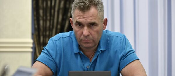 Уполномоченный по правам ребенка П. Астахов встретился с журналистами в аэропорту Симферополя - Sputnik Moldova