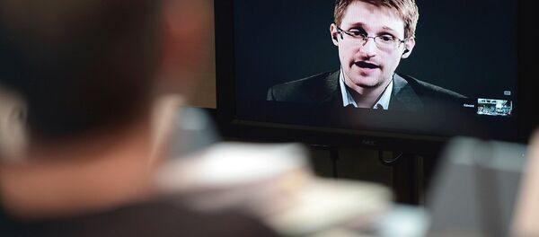 Edward Snowden - Sputnik Moldova-România