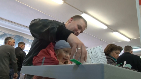 Выборы в Госдуму РФ: как избиратели голосовали в России и за рубежом - Sputnik Молдова