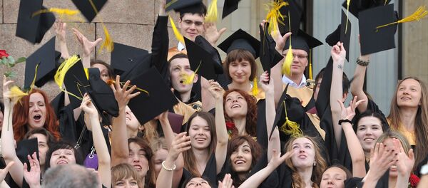 Абитуриент - Sputnik Moldova-România