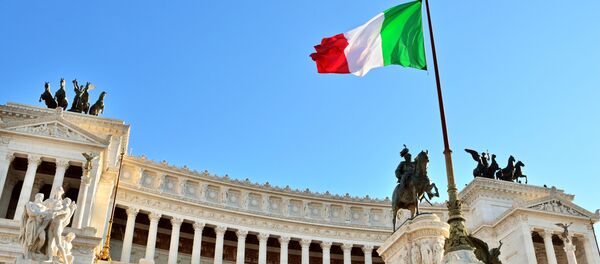 Italiens nationalflagga i Rom - Sputnik Moldova-România