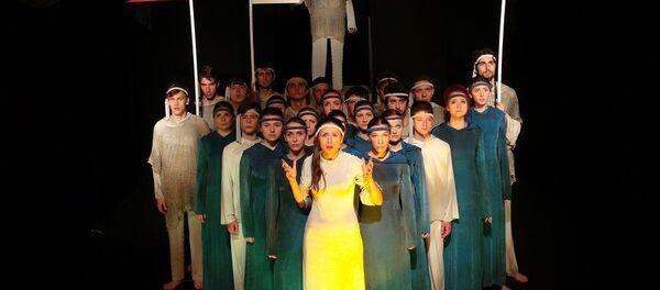 Спектакль Белая ворона Спектакль Белая ворона - Sputnik Молдова