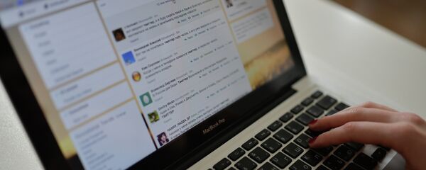 Роскомнадзор может заблокировать доступ в Twitter - Sputnik Moldova