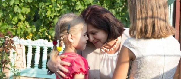 Margareta Timofti a participat la o acțiune de caritate în satul Puhoi din raionul Anenii Noi. - Sputnik Moldova