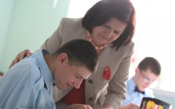 Prima Doamnă a efectuat o vizită la Casa internat pentru copii cu deficiențe mintale (băieți) din orașul Orhei - Sputnik Moldova