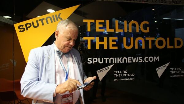 Председатель Beeland Interests Inc Джим Роджерс в павильоне новостного агентства Sputnik. - Sputnik Молдова