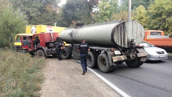 Авария на улице Мунчештской - Sputnik Молдова