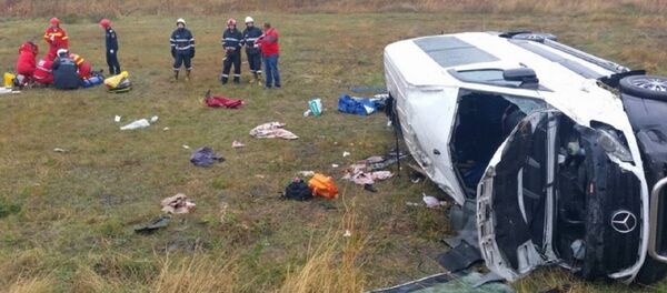 Accident în România cu implicarea unui microbuz în care călătoreau cetățeni moldoveni Accident în România cu implicarea unui microbuz în care călătoreau cetățeni moldoveni - Sputnik Moldova