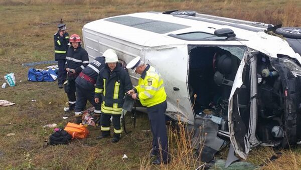 Accident în România cu implicarea unui microbuz în care călătoreau cetățeni moldoveni - Sputnik Moldova-România