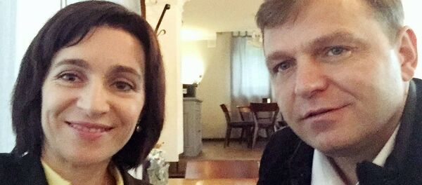 Andrei Năstase a făcut selfie cu Maia Sandu Andrei Năstase a făcut selfie cu Maia Sandu - Sputnik Moldova