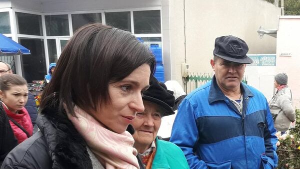 Maia Sandu în discuție cu alegătorii - Sputnik Moldova