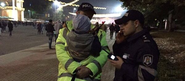 Дети потерялись во время празднования Храма Кишинева - Sputnik Moldova-România