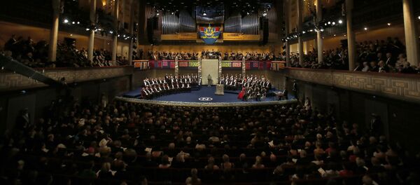 Архивное фото концертного зала во время церемонии вручения Нобелевской премии Стокгольме - Sputnik Молдова