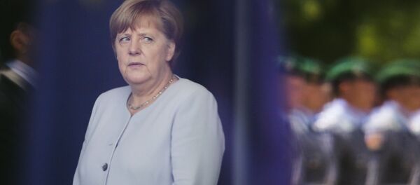 Канцлер Германии Ангела Меркель вперед встречей с премьер-министром Украины Владимиром Гройсманом в Берлине Канцлер Германии Ангела Меркель вперед встречей с премьер-министром Украины Владимиром Гройсманом в Берлине - Sputnik Moldova-România