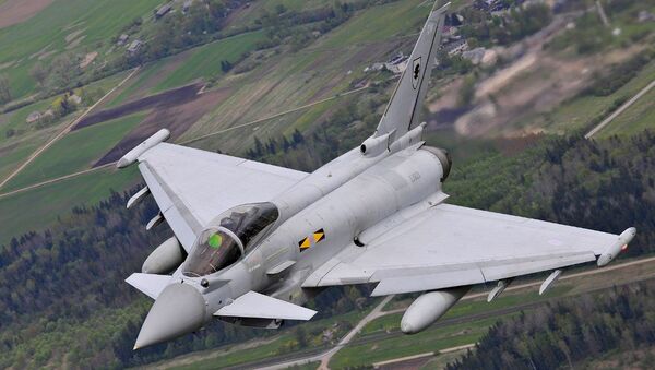 Four Royal Air Force Typhoon FGR4 aircraft - Sputnik Moldova-România