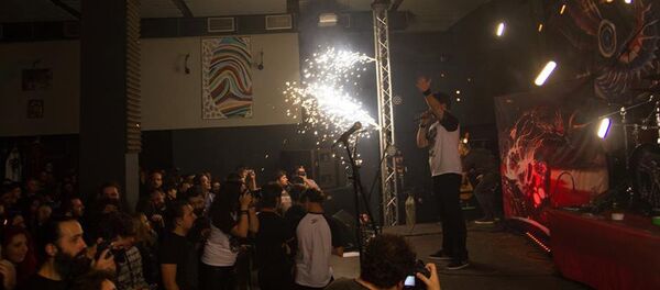 В ночном клубе Colectiv во время выступления местной рок-группы произошел пожар - Sputnik Moldova