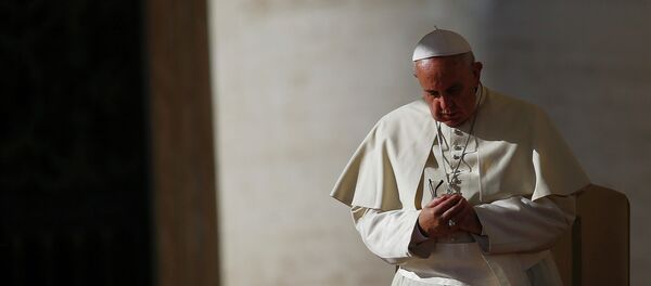 Papa Francesco ha chiesto ai clochard Pregate per me. Ho bisogno della preghiera di persone come voi.  - Sputnik Moldova-România