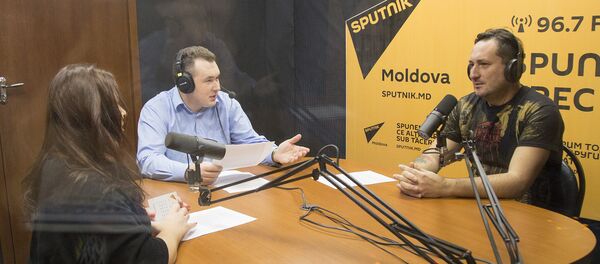 Наталья Иовва, Андрей Петрик и  Сергей Цуркану - Sputnik Молдова