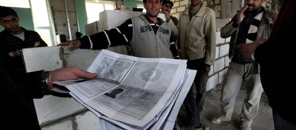 Проверка документов у иностранных рабочих - Sputnik Молдова