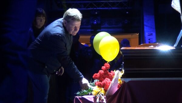 Олега Попова похоронят в клоунском костюме - Sputnik Молдова