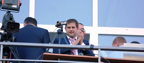 Patronul FC Milsami, Ilan Şor, pe tribuna stadionului din Orhei - Sputnik Moldova