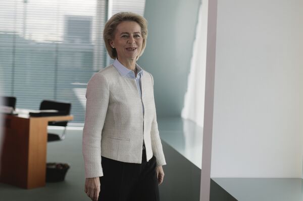 Саммит ЕС: кандидаты в руководство евроструктур согласованы Саммит ЕС: кандидаты в руководство евроструктур согласованы - Sputnik Молдова