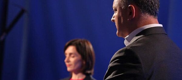 Igor Dodon și Maia Sandu la dezbateri electorale - Sputnik Moldova