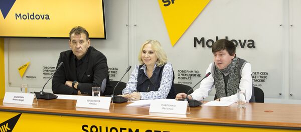 Александр Шишкин, Алина Шишкина и Василий Павленко - Sputnik Молдова