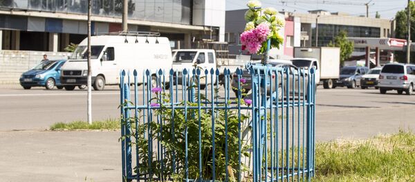 Крест у дороги - Sputnik Moldova