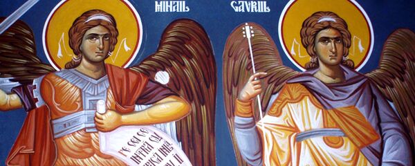 Sfinții Arhangheli Mihail și Gavriil, frescă - Sputnik Moldova